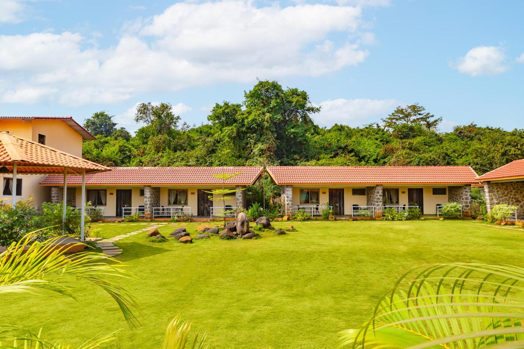 Casa Amora Lonavala Eksteriør bilde